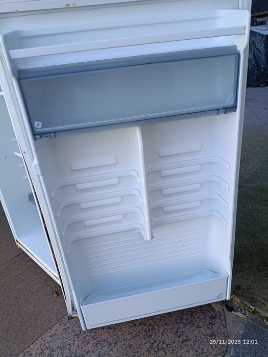 Frigorífico usado acessível