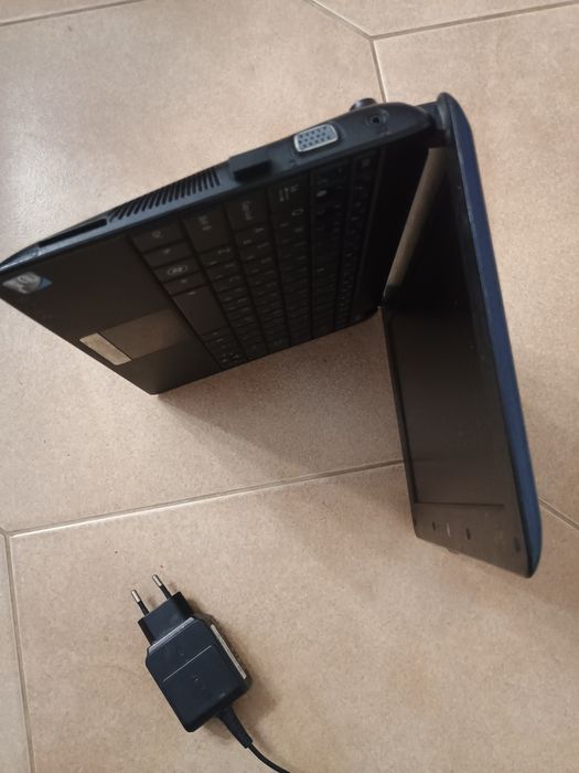 ASUS нетбук б/у с мышкой