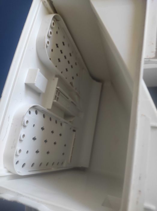 Продам  запчасти к стиральной машине Bosch