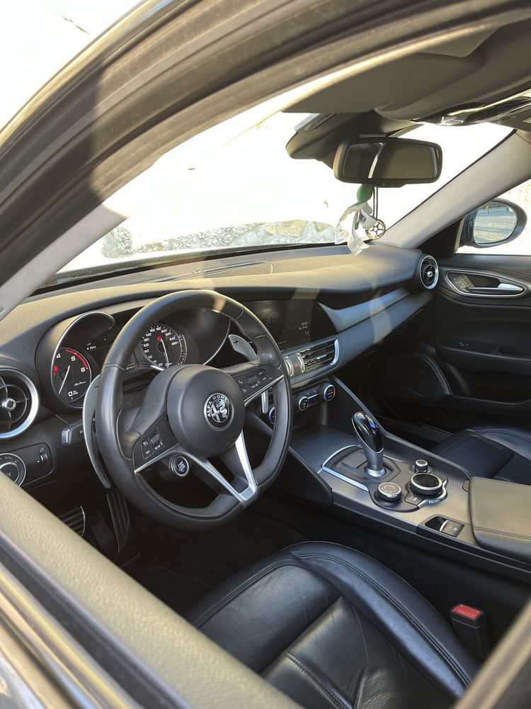 Alfa Romeo Giulia 2.2 AT8