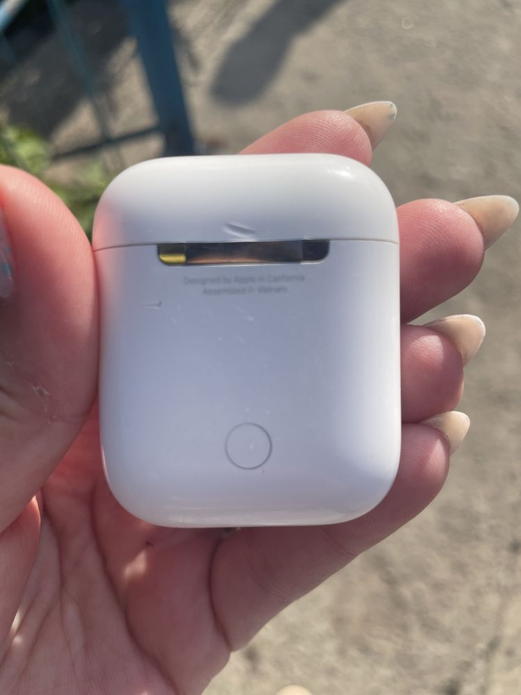 Продам air pods 2