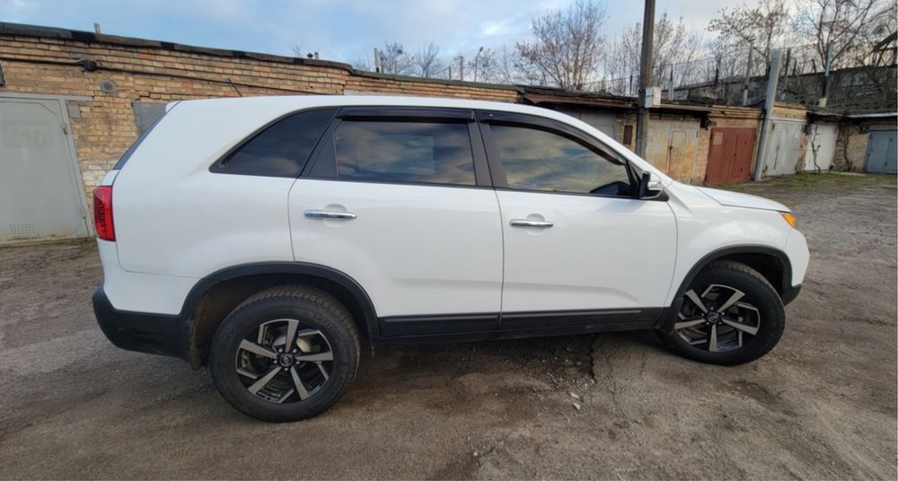 Продам KIA sorento 2012