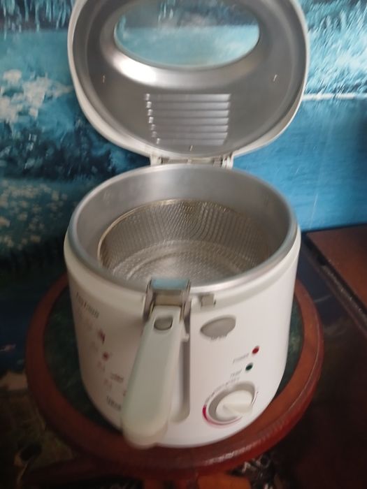 Продам фритюрницу
