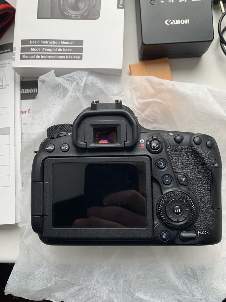 Canon 6D Mark II body