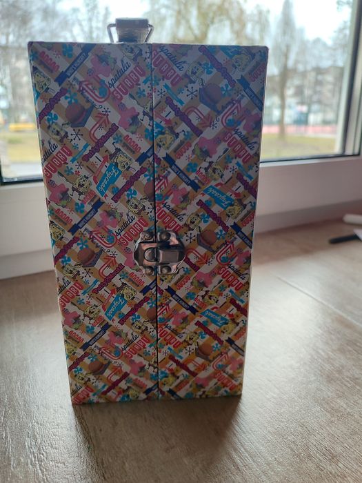 Шафа.для аксесуарів..Губка Боб