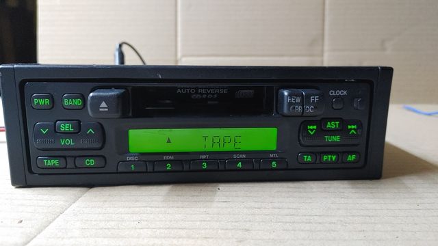 Radio Mazda Panasonic CQ LM4720A radio na kasety samochodowe