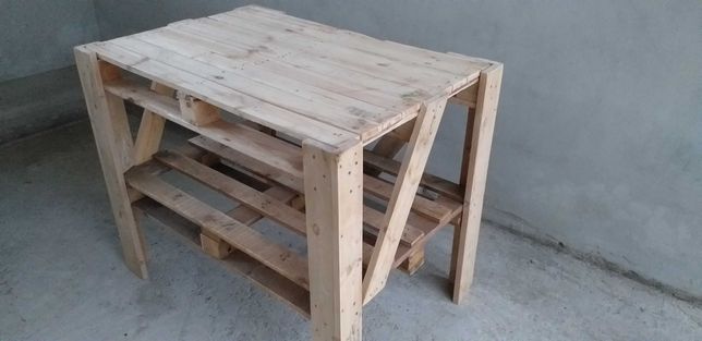 Stół drewniany z palet