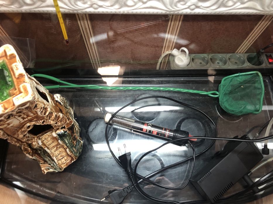 Продається акваріум