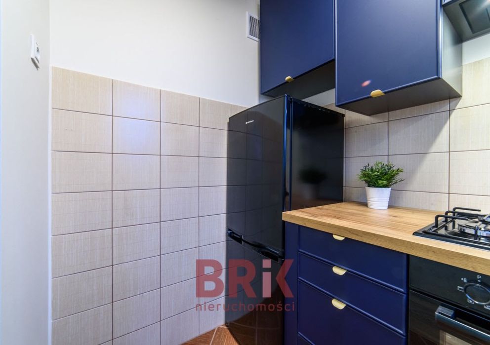 Kawalerka świeżo po remoncie na wynajem