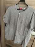 Koszulka firmy Guess w rozmiarze XL