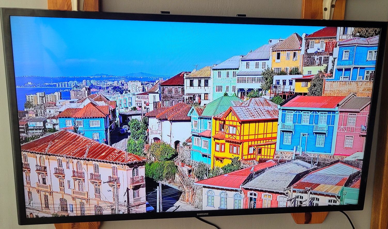 3 mc gwarancji Tv Samsung  UE40J5200 FUL HD  brak dekodera DVBT2