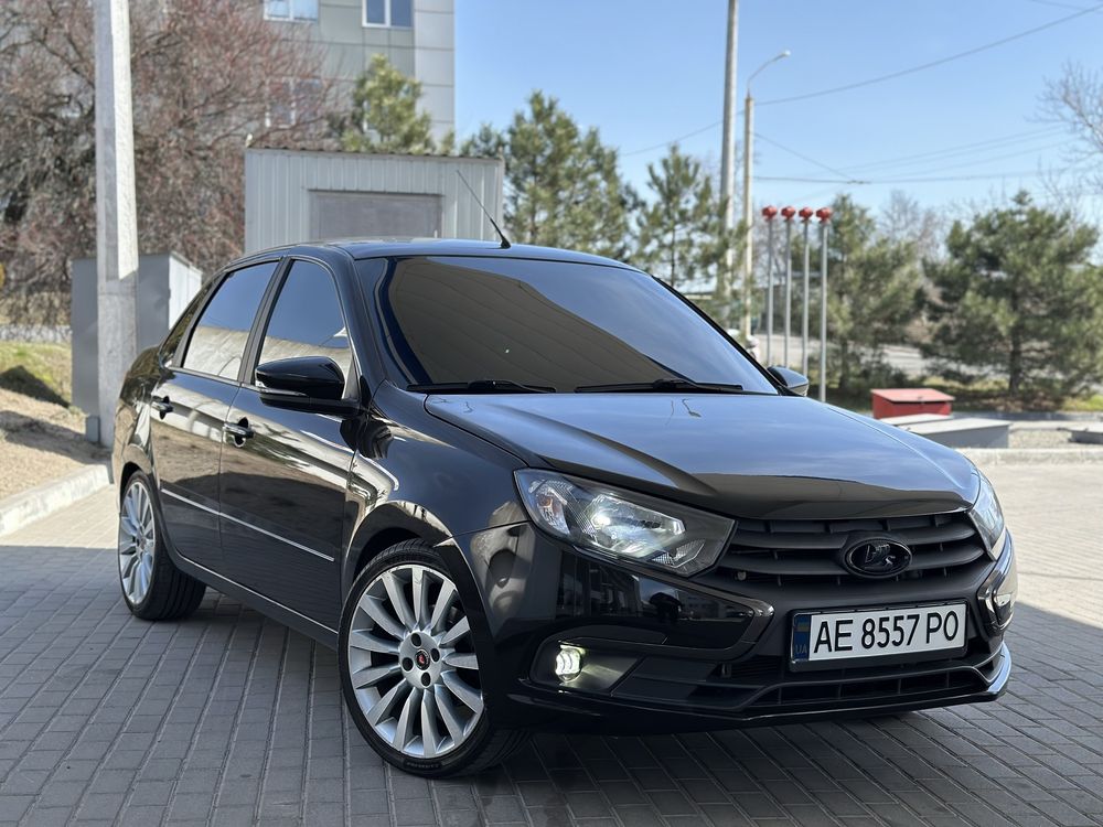 ВАЗ/Lada Granta 2021 год