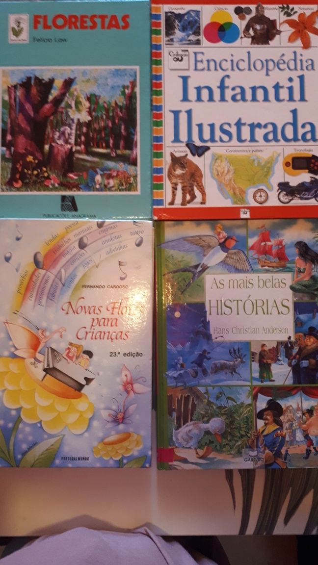Livros infantis como novos