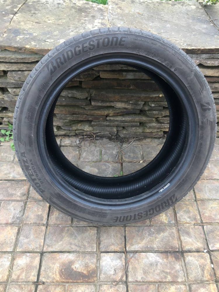 Шина Bridgestone R17, 225/45 run-flat