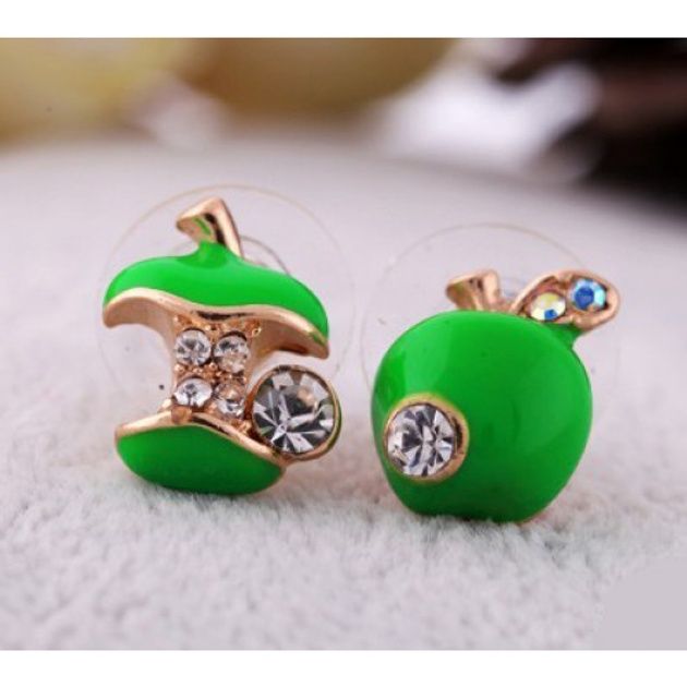 Яблучка зелені гарні