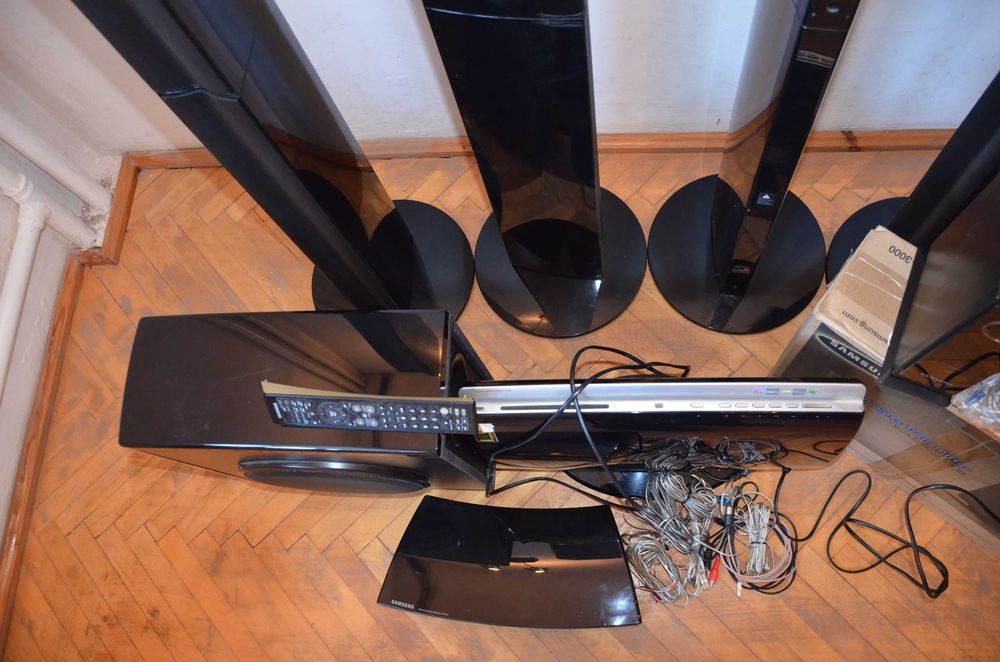 Samsung kino domowe 2 komplety do drobnej naprawy