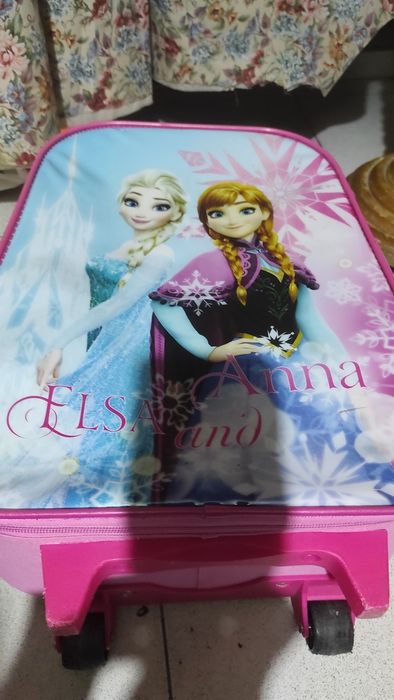 Mochila Elsa and Anna