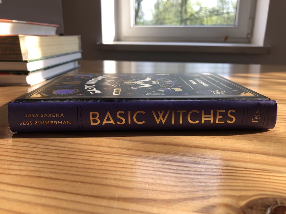 Basic Witches Magia kobiecości - Saxena, Zimmerman oprawa twarda