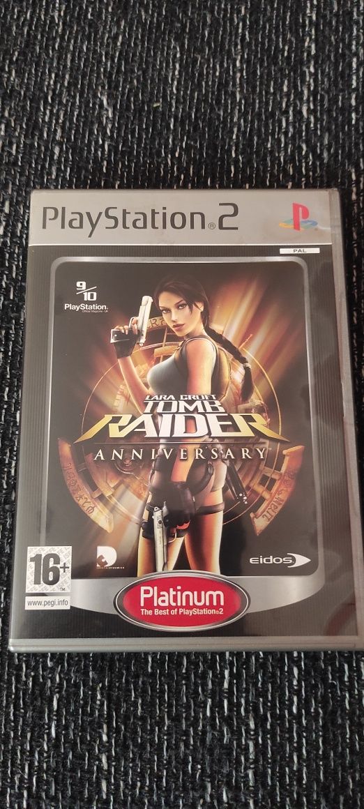Tomb Raider Lara Croft Anniversary