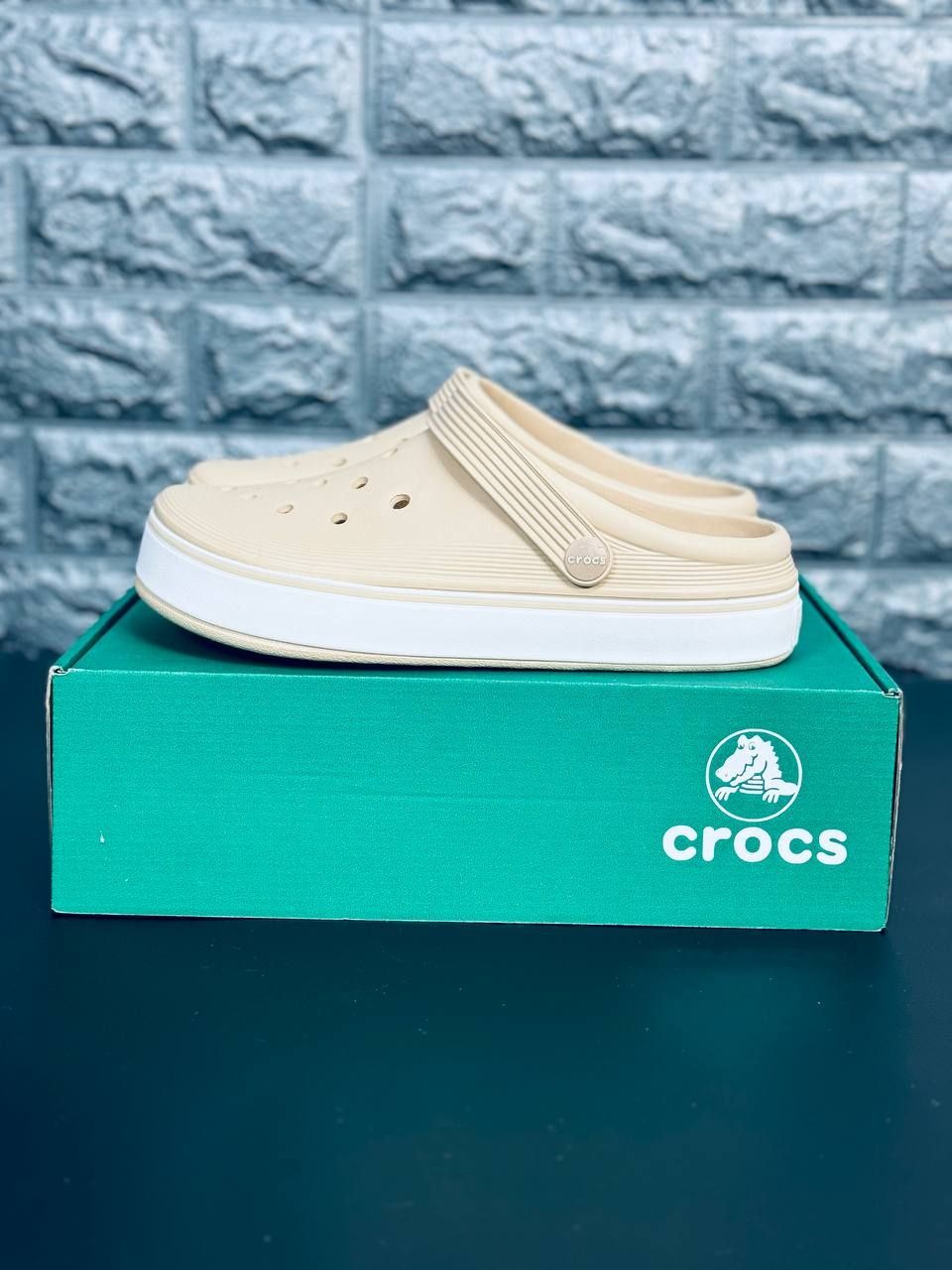 Женские Шлепанцы Crocs Белавые Шлепанцы Кроксы