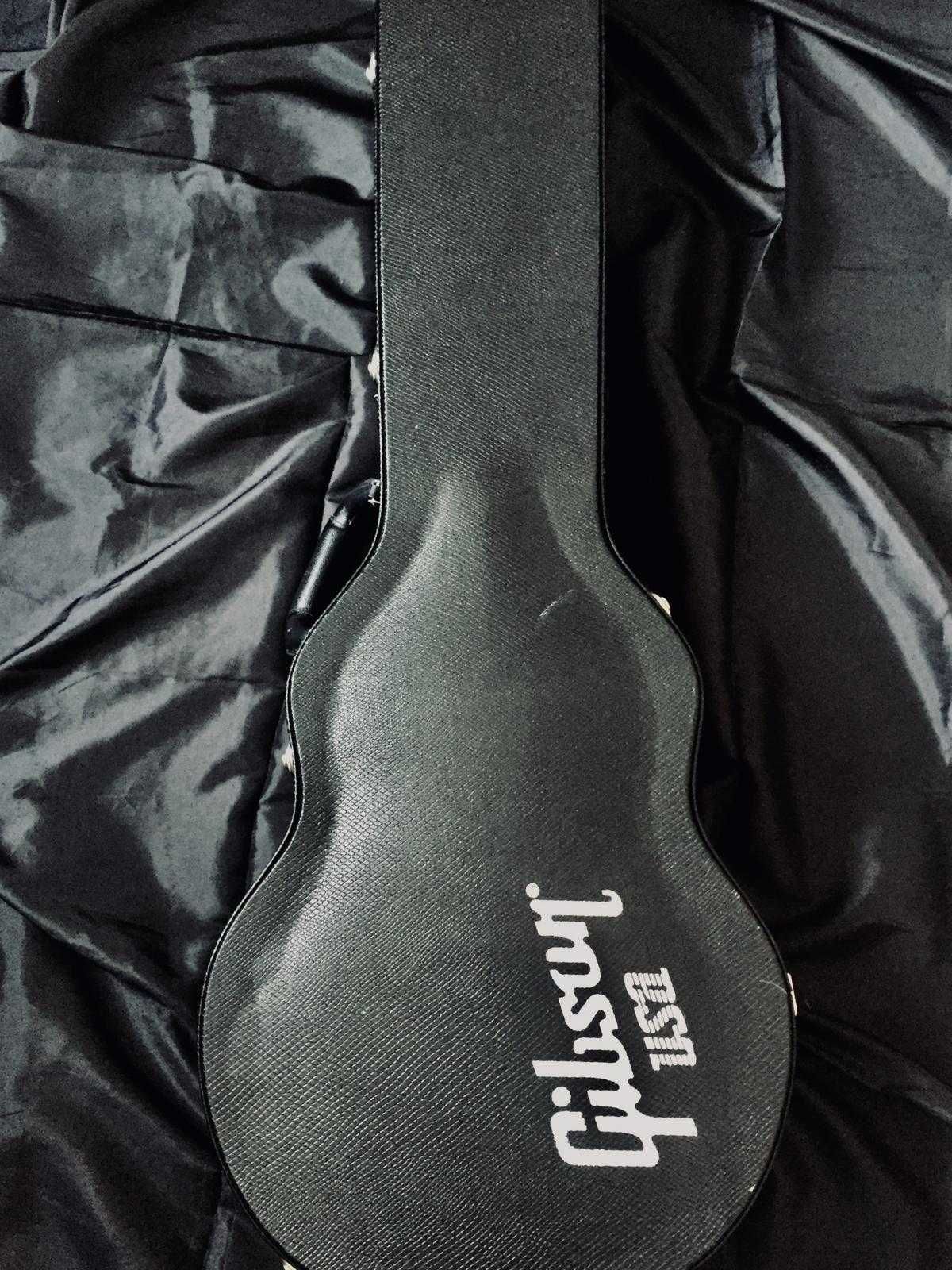 Case Gibson Les Paul stan idealny rocznik lata 90
