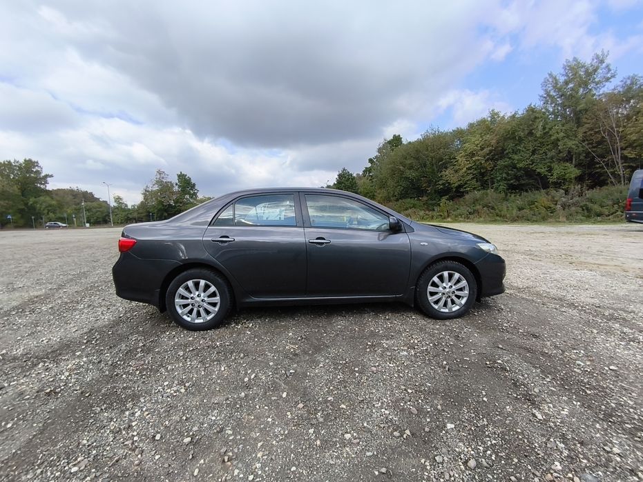 Toyota Corolla 2010r 1.6 Benz salon PL 146tys km Gwarancja komis