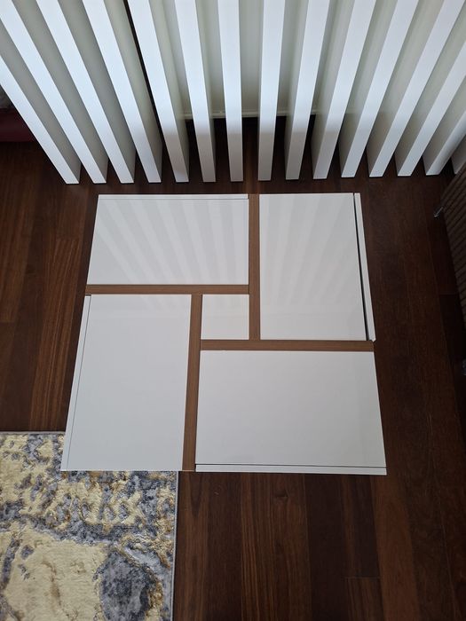 Mesa  quadrada de sala