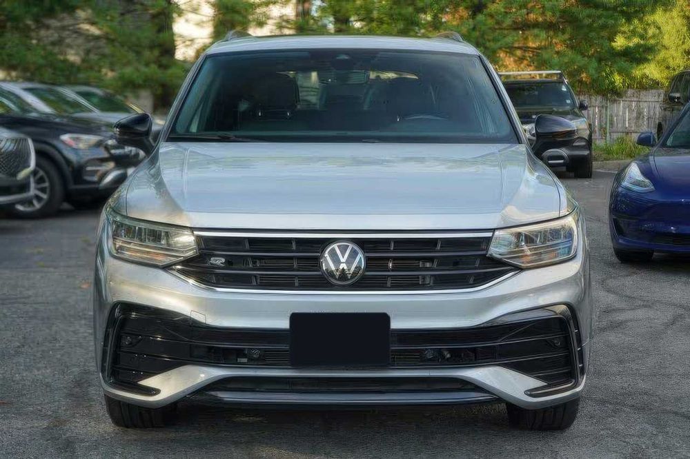 Volkswagen Tiguan SE R-Line Black 4Motion      2022
