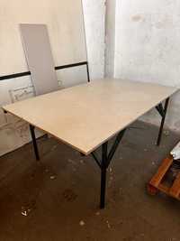Stół z metalowym stelażem  183x102x81