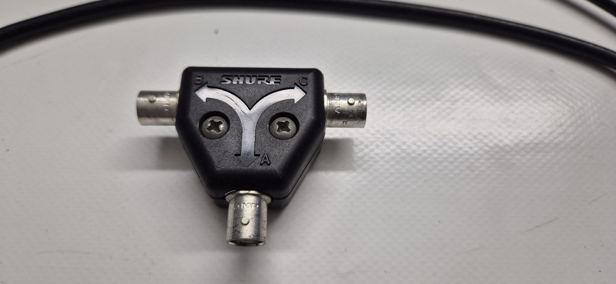 Shure UA220 rozdzielacz sygnału