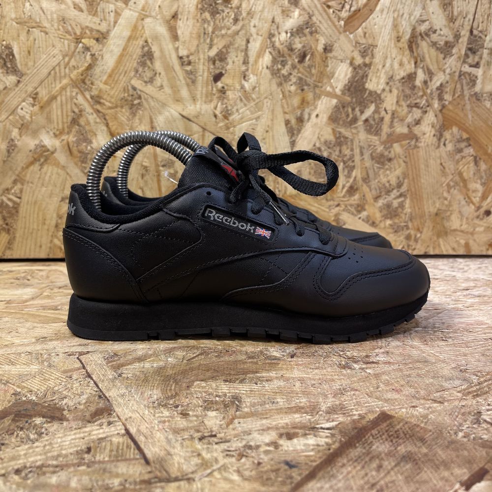 Жіночі кросівки Reebok Classic Leather W 3912 дитячі