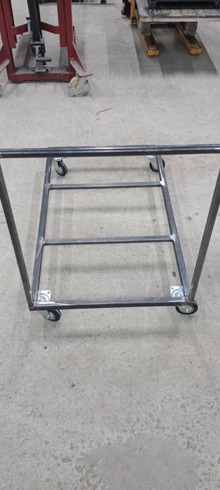 Wózek transportowy ręczny