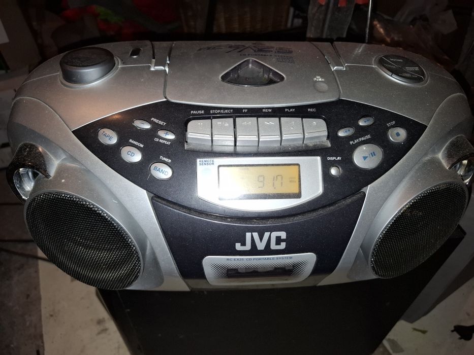 Radiomagnetofon JVC