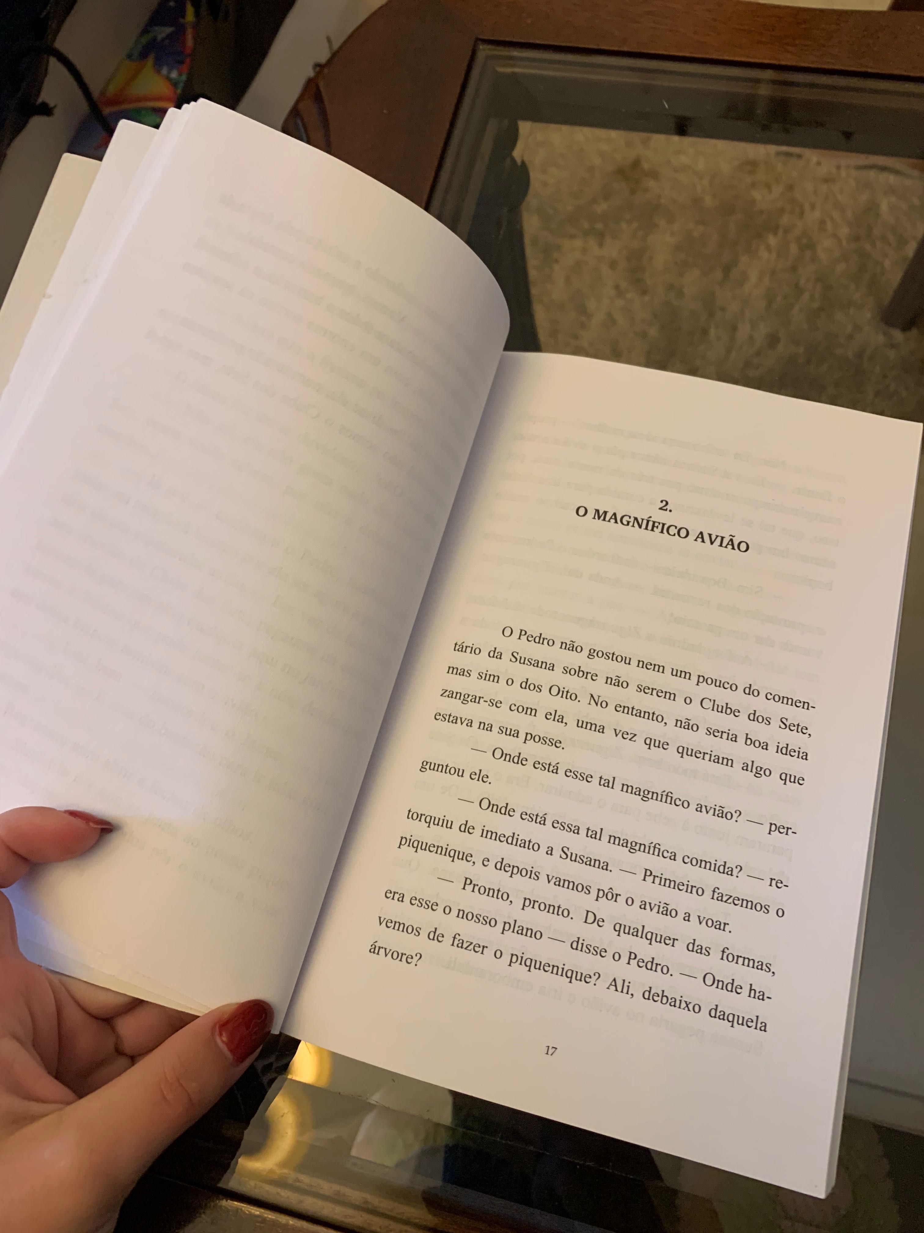 Livro Três Vivas aos Sete