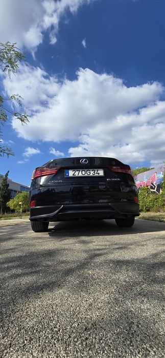 Lexus is300h Executive +