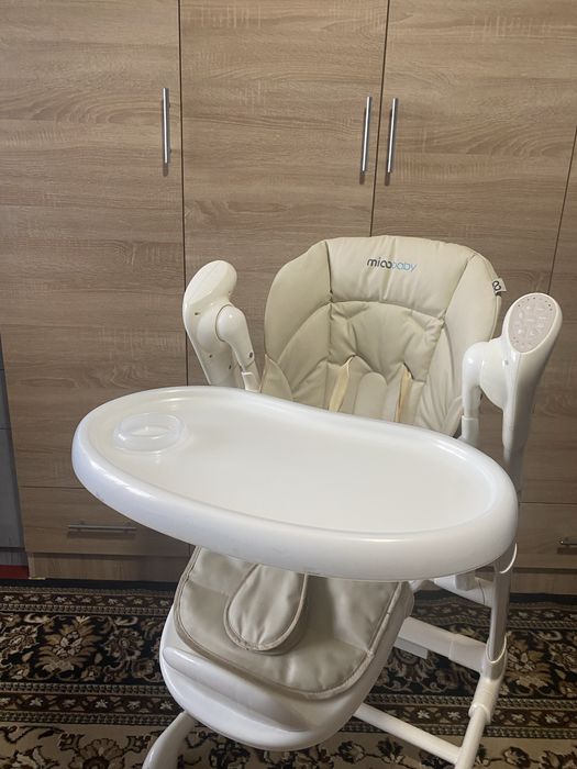 Стільчик для годування від 0-2 років