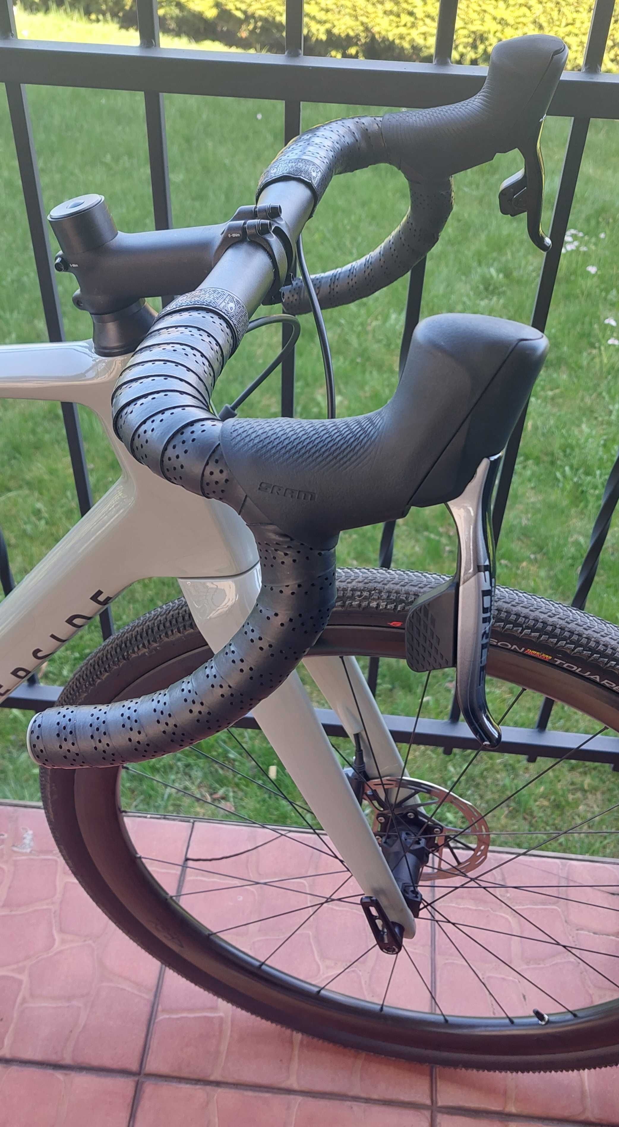 Rower gravelowy, karbon, Riverside GCR Sram Force eTape AXS