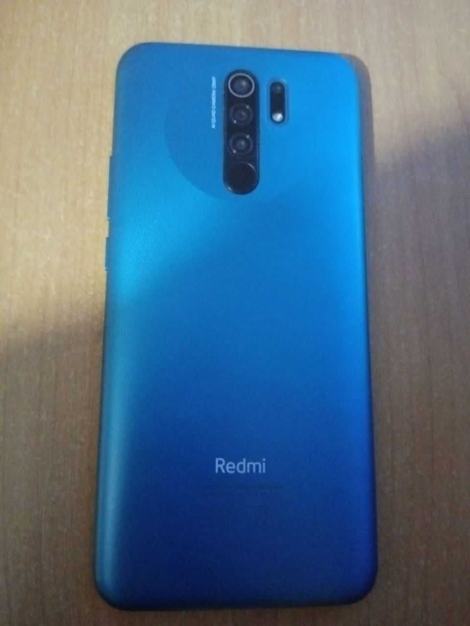 Продам телефон Redmi 9 стан нормальний цена 2.000.грн торг