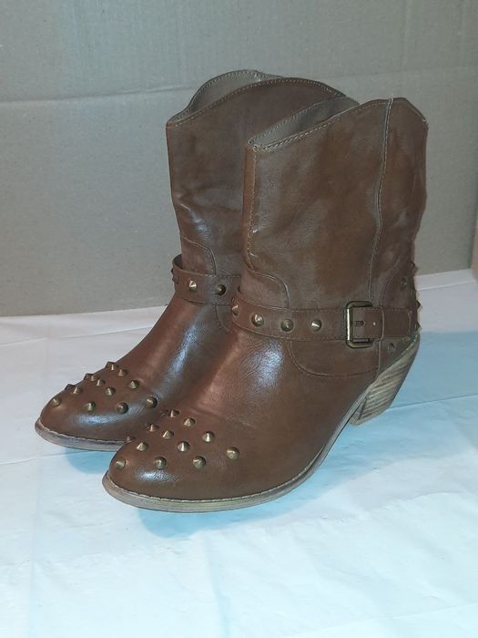 Женские ковбойские сапоги