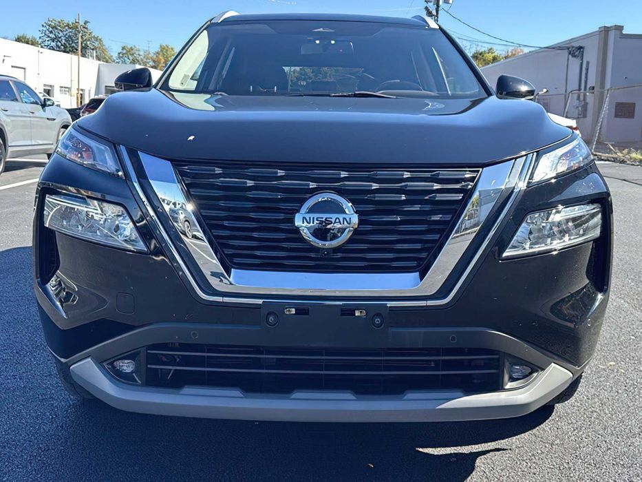 Nissan Rogue SL      2021