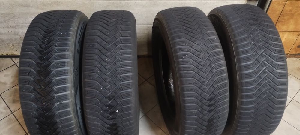 235/65/17 opony zimowe komplet laufenn rok 18