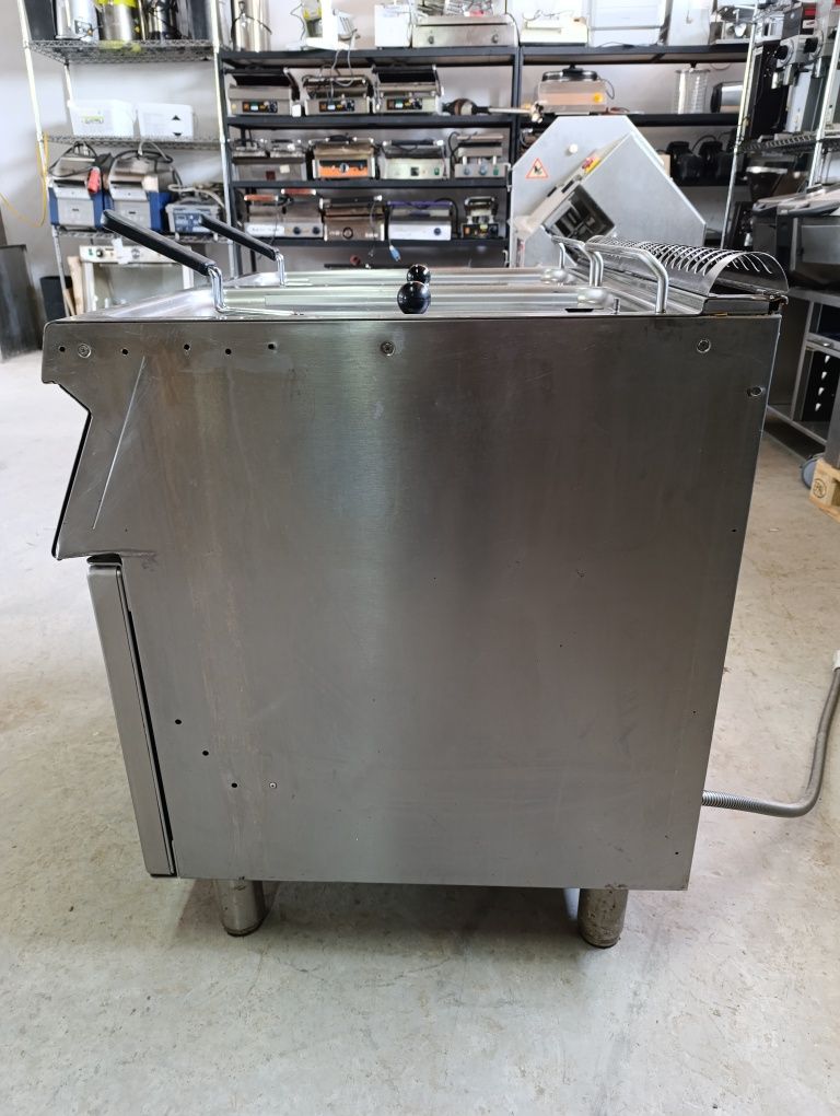 Фритюр газовий. Фритюрниця. Газова. Zanussi. 30 л