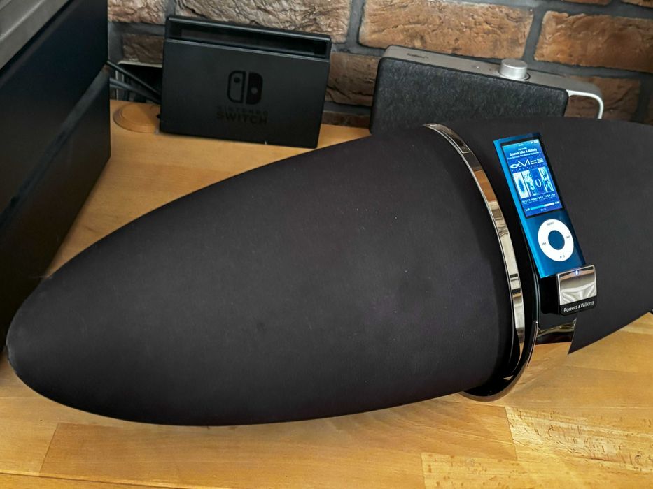 Sprzedam głośnik B&W Zeppelin Air + iPod Nano 5th Gen +pilot PROMOCJA!