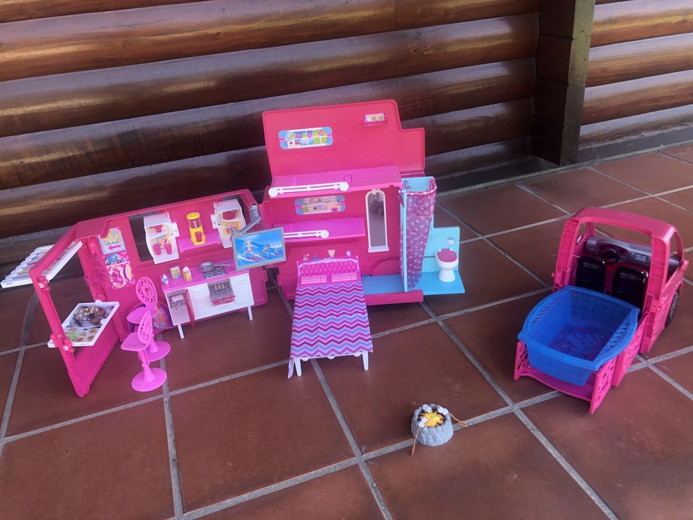 Auto Caravana da Barbie