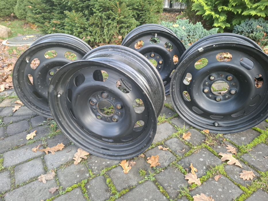 Felgi metalowe bmw 16.