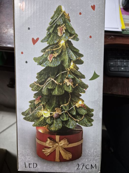 Choinka LED polyresin ozdoba świąteczna