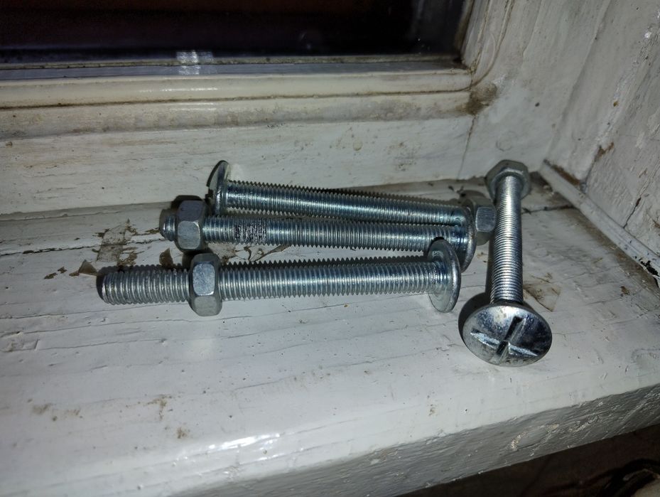 Болт меблевий "Замковий" (кл 5.8) DIN 603 М10 х 100 мм