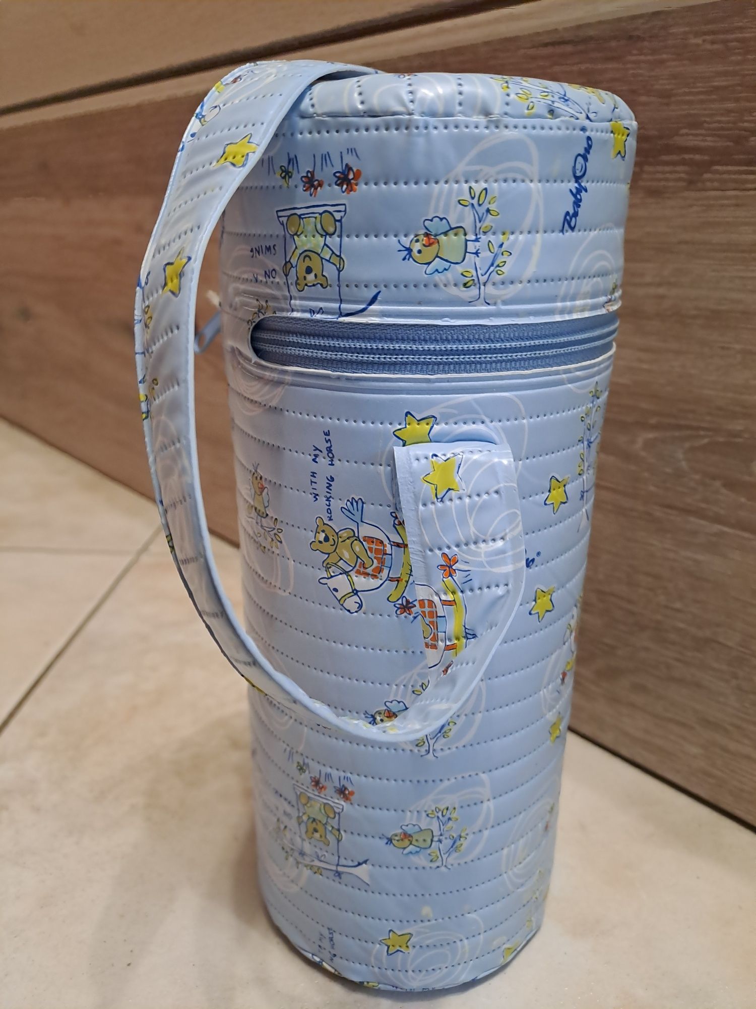 Opakowanie pojemnik na butelki niemowlece