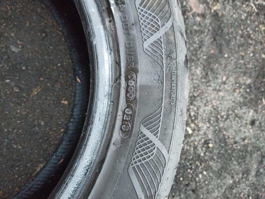 2 opony letnie Vredestein 225/55 16 7mm.