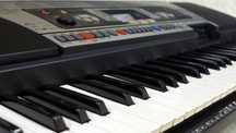 Teclado yamaha psr350